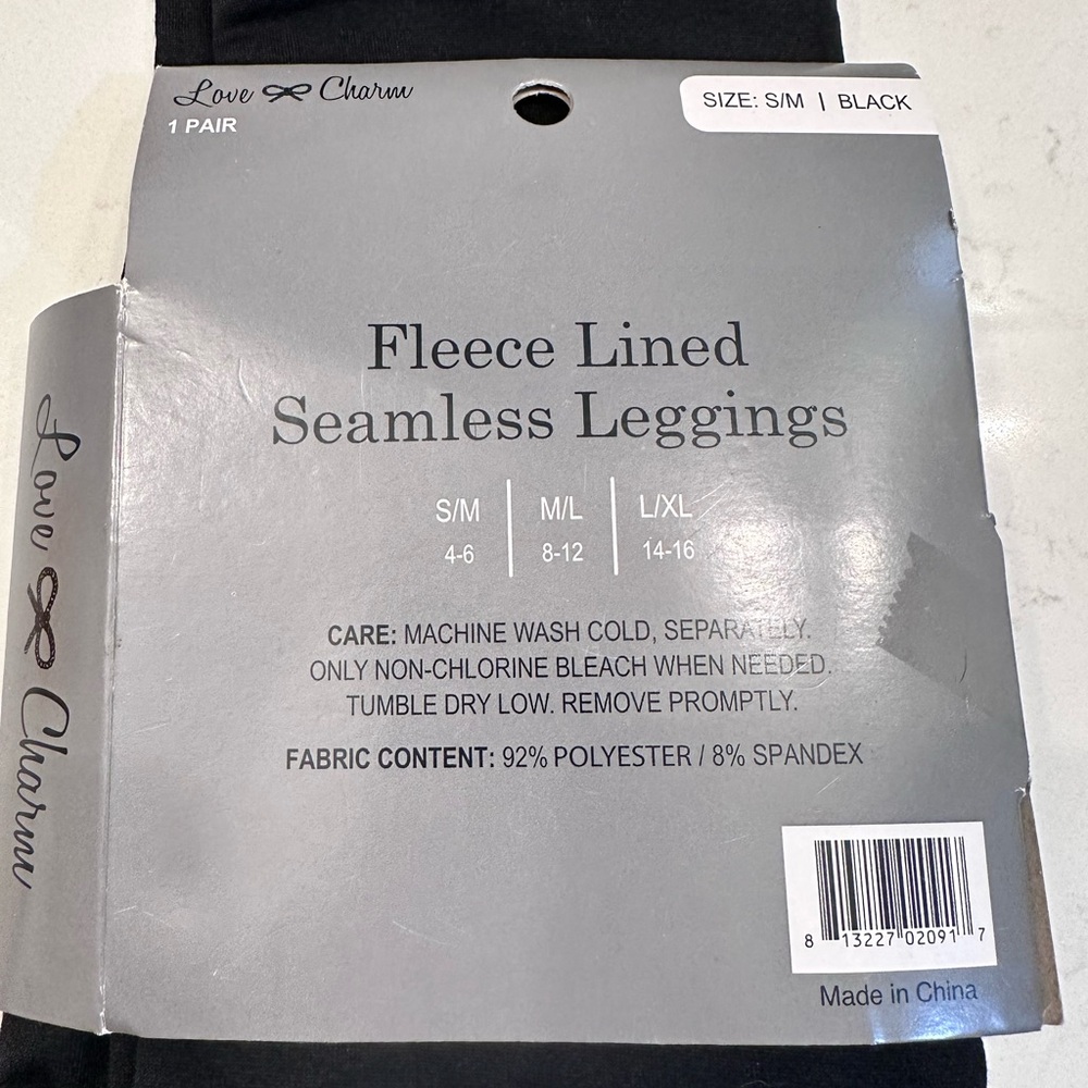 Black Fleece Lined Leggings - Picture 4 of 7